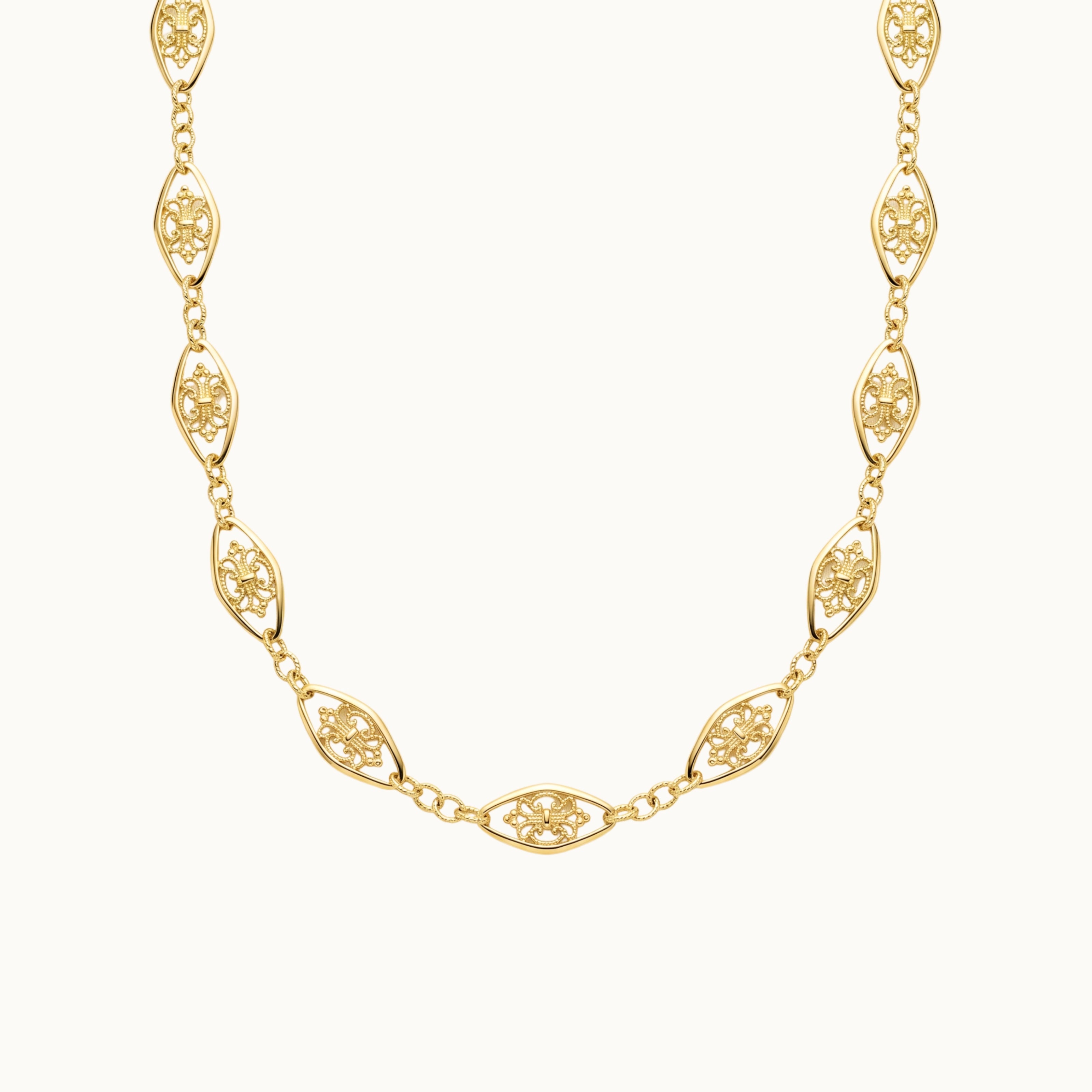 COLLIER SAYA
